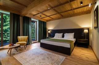 Отель Ana Hotels Bradul Poiana Brasov Пояна-Брашов Номер Делюкс с кроватью размера «king-size»-1